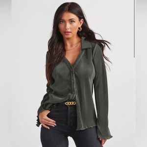 VICI Hilarie Plisse Button Down Top